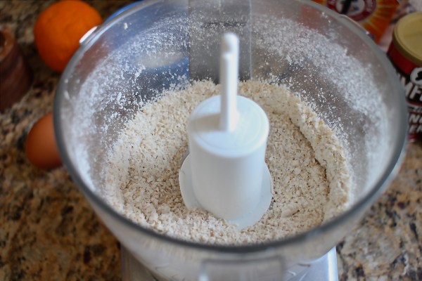 Making oat flour